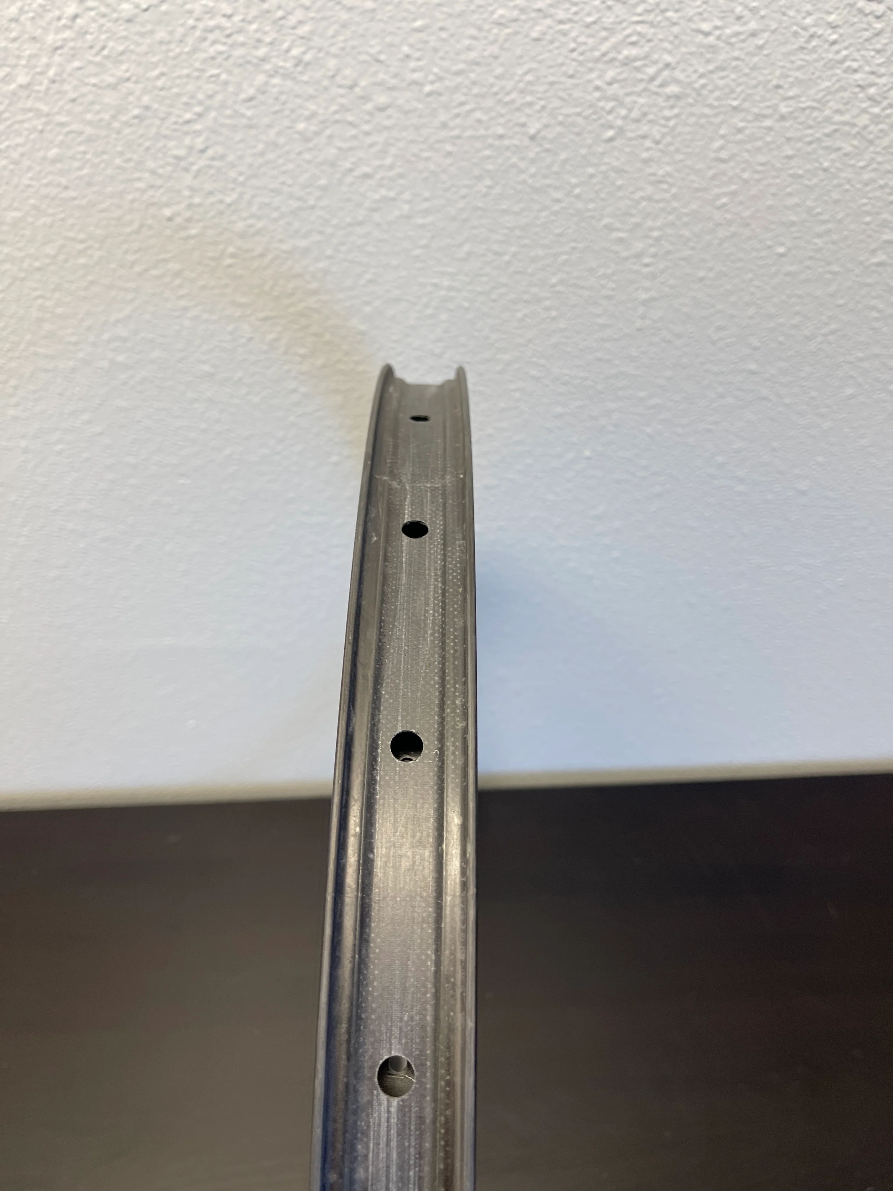 Traverse Carbon Front Rim (Blem) - Image 2